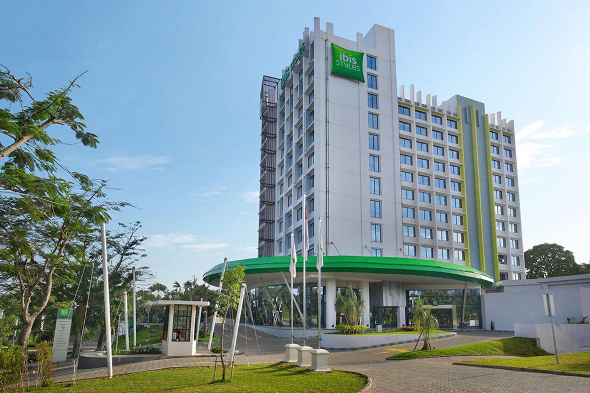 Ibis Styles Bogor Raya Hotel Kültér fotó