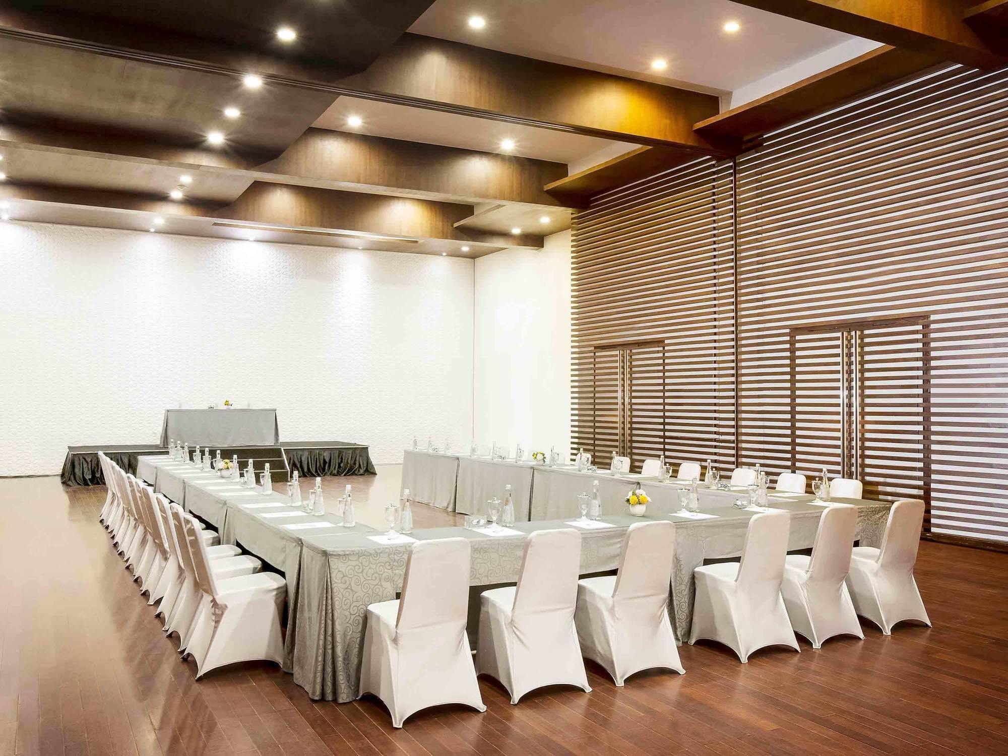 Ibis Styles Bogor Raya Hotel Kültér fotó